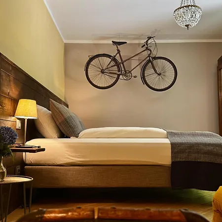 אכסניה L'elefante Fritz Boutique - Piazzo Pettinengo