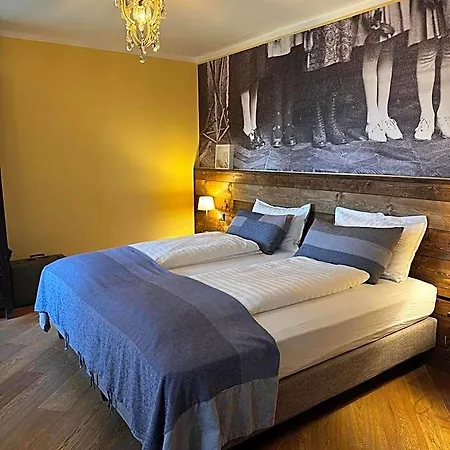 Albergue L'elefante Fritz Boutique - Piazzo